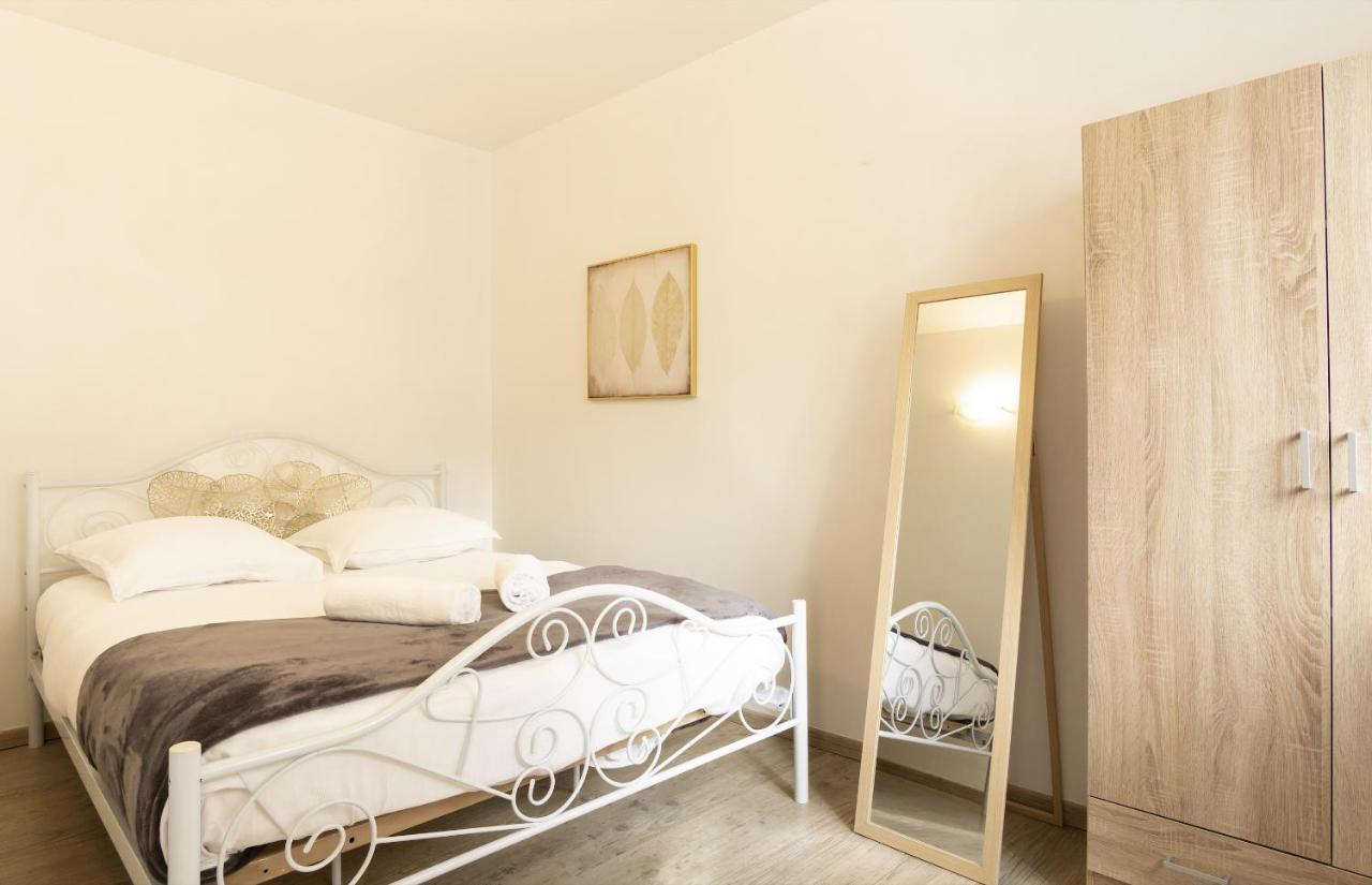 Joli T2 Industrie Hyper Centre Annecy Apartman Kültér fotó
